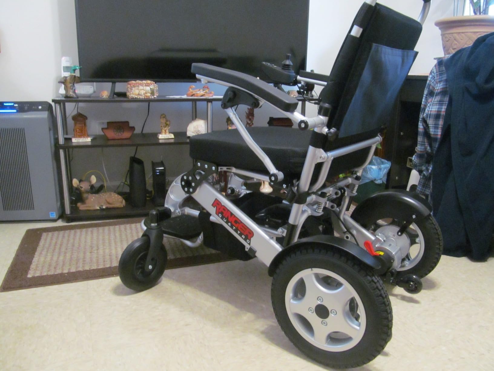 Porto Mobility Ranger Quattro Ultra 600W Motor Exclusive Lightweight Foldable Electric Wheelchair, Weatherproof, Stronger, Longer Range Super Horse Power, Dual Motor, All Terrain customer photo 1