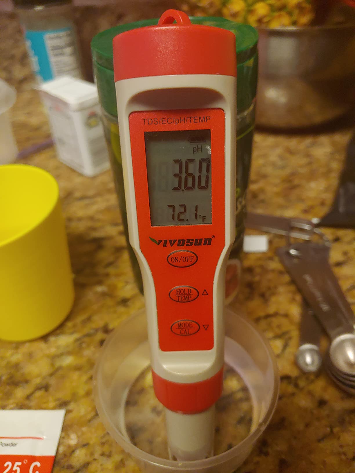VIVOSUN 3-in-1 Digital pH Meter with ATC, ±0.1 pH Accuracy Water Quality Tester, 0-14.0 pH Measurement Range for Hydroponics, Household Drinking, Pool and Aquarium customer photo 2