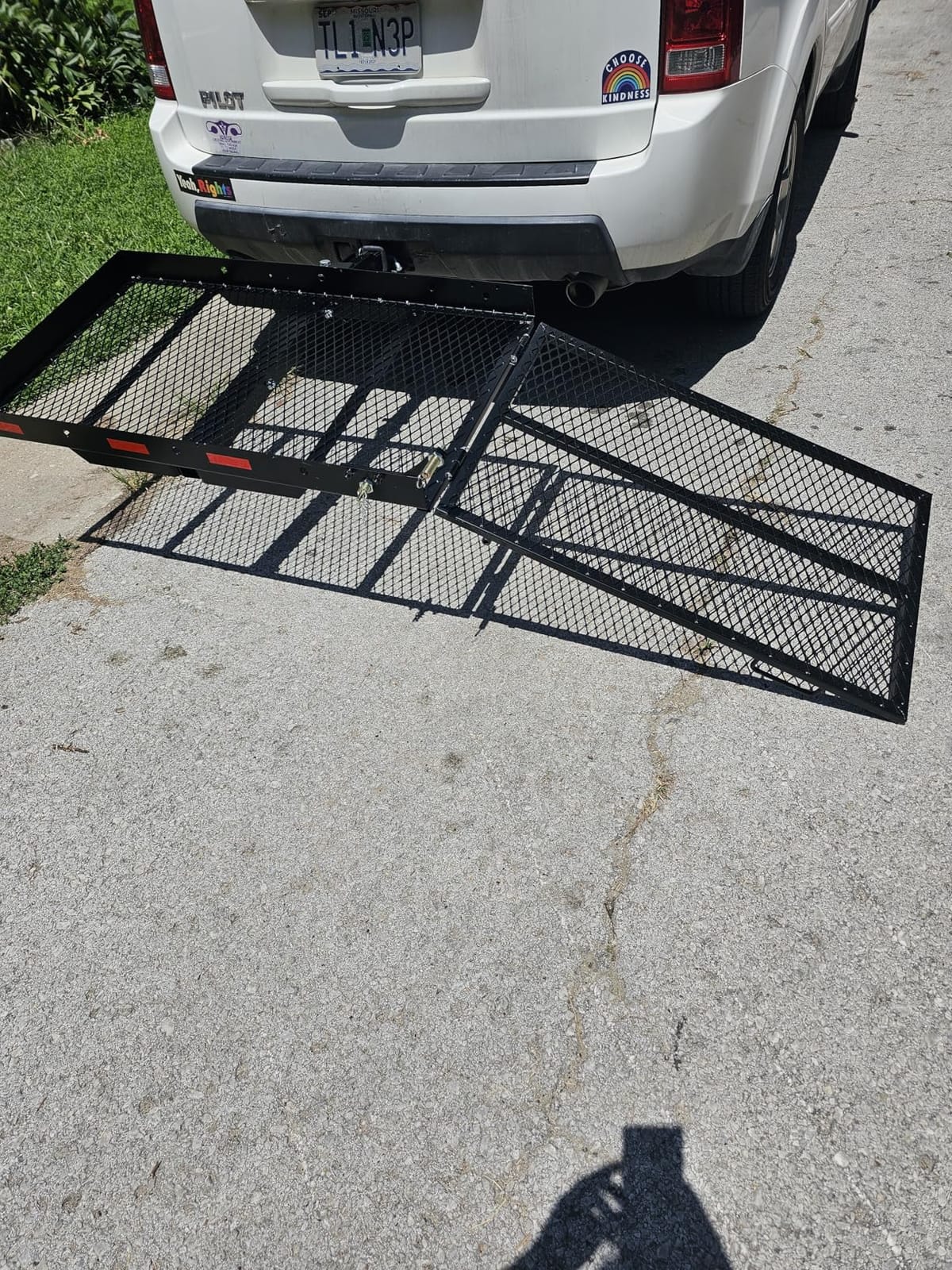 KUAFU Trailer Hitch Folding Mobility Scooter Carrier Rack Luggage Basket Lift Rack Loading Ramp Wheelchair Carrier Mount Steel customer photo 1