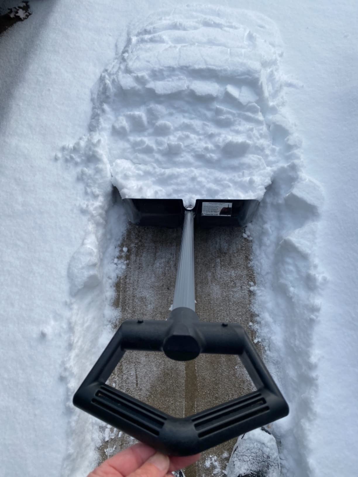 Snow Shovel for Decks & Driveways – Deck Saver™ Crack Jumper 24