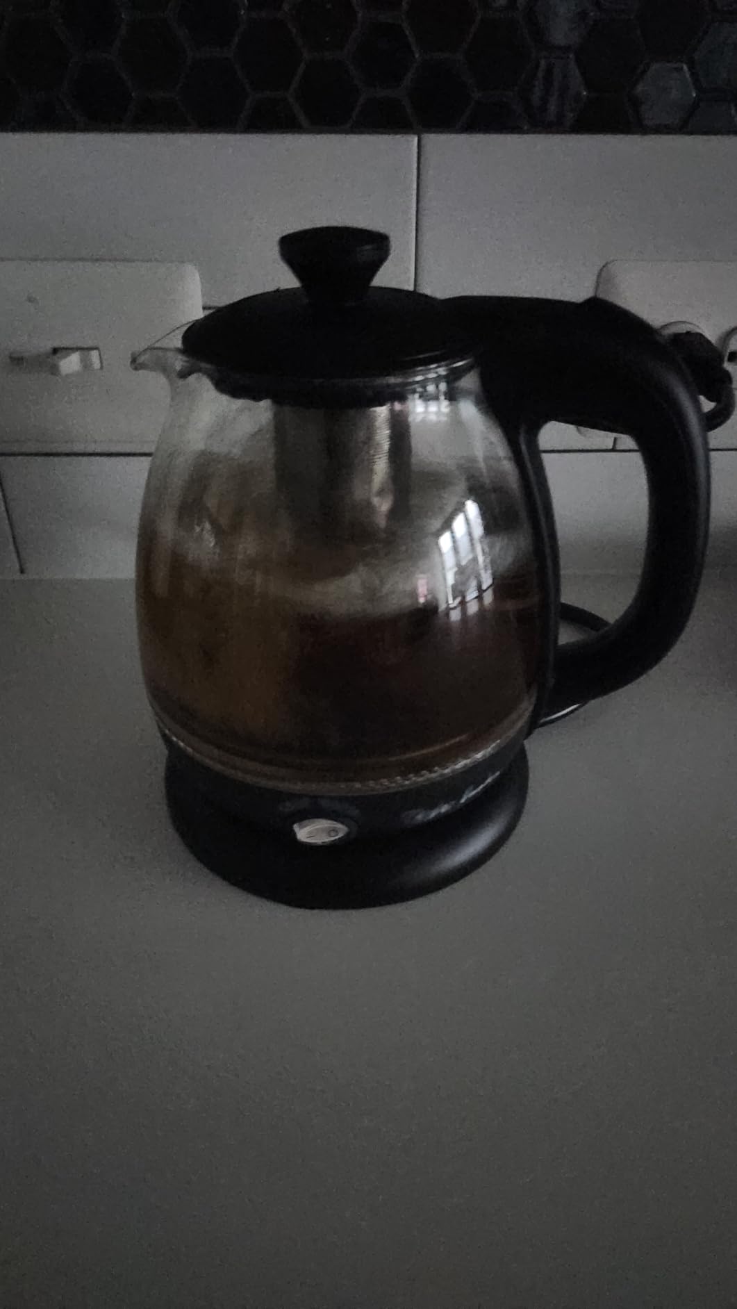 Taylor Swoden Electric Kettle with Tea Infuser, 1L Small Electric Tea Kettle with Keep Warm, LED Light Hot Water Boiler & Heater for Coffee & Teas, Auto Shut-Off & Boil Dry Protection, BPA Free, Black customer photo 2