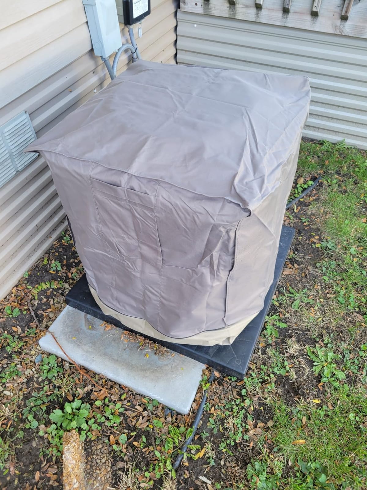KylinLucky Window Air Conditioner Cover for Outside 17 x 12 x 13 inches customer photo 2