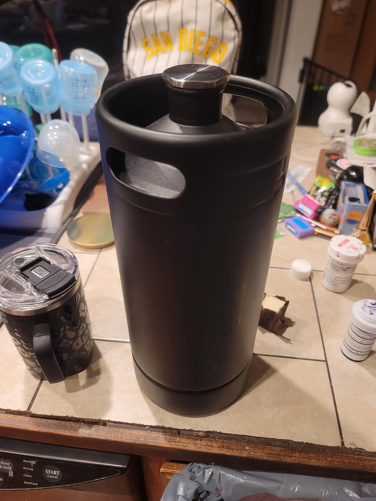 TMCRAFT 128oz Mini Keg Tap System, Stainless Steel Growler, Matte Black customer photo 1