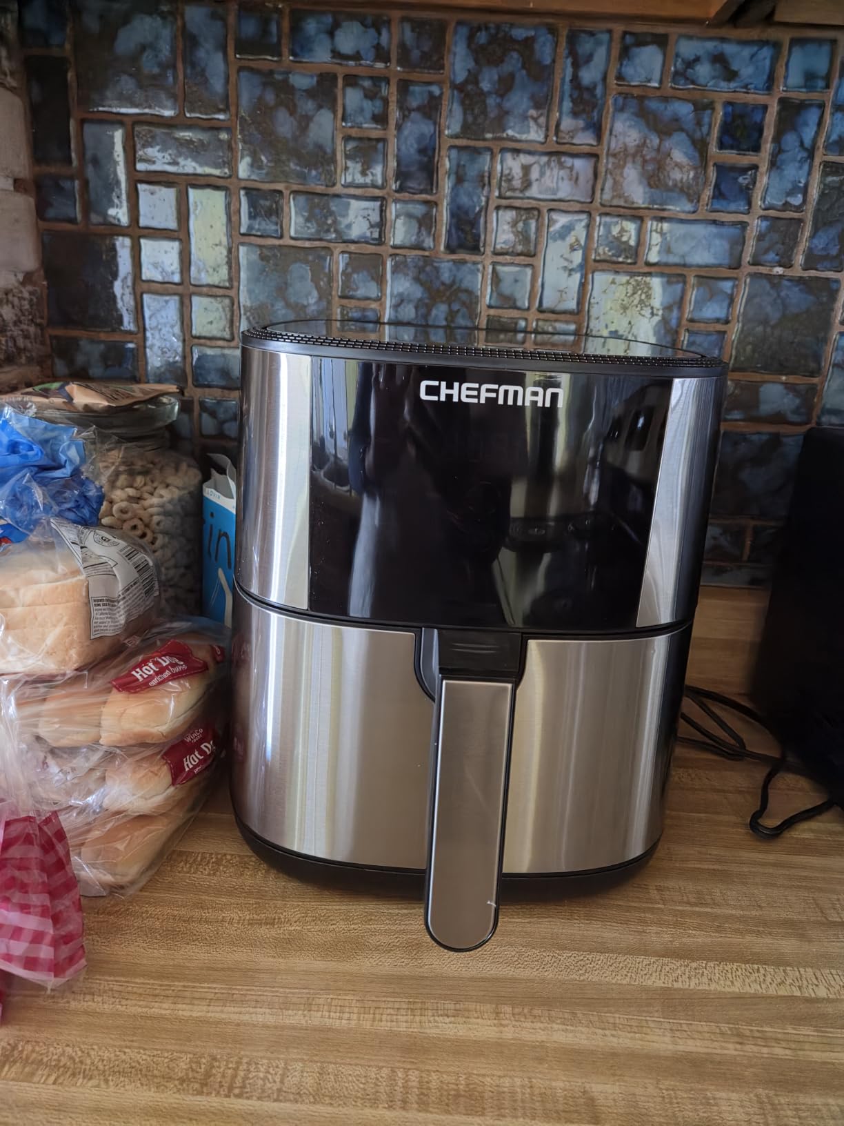 Chefman Air Fryer 8 Qt | TurboFry® 4-in-1 with 450°F Hi-Fry Option for Crispier Results | Bake, Dehydrate, Frozen | XL Nonstick Dishwasher-Safe Basket | Stainless Steel customer photo 1