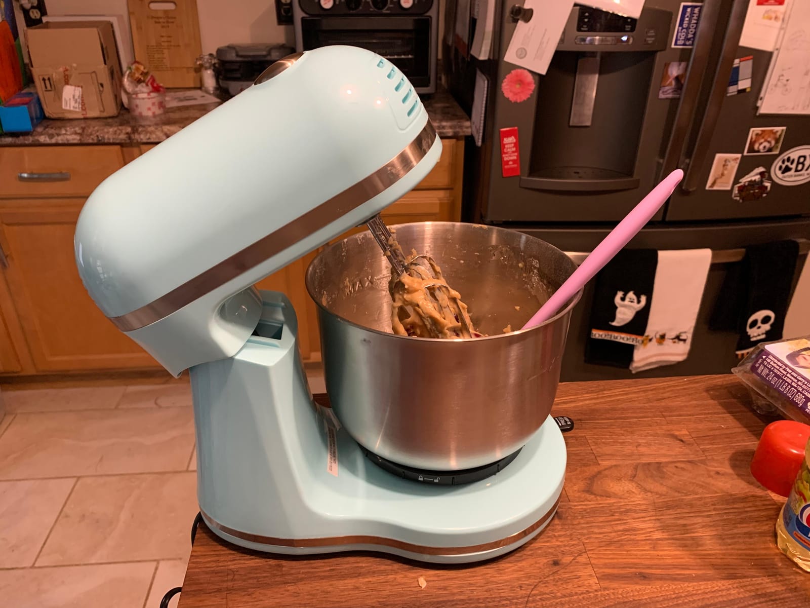 Delish by Dash Stand Mixer - Compact Mixer for Everyday Baking - 5-Speed Power with Removable Mixing Bowl - Dough Hooks Included - Aqua, 3.5-Quart customer photo 1