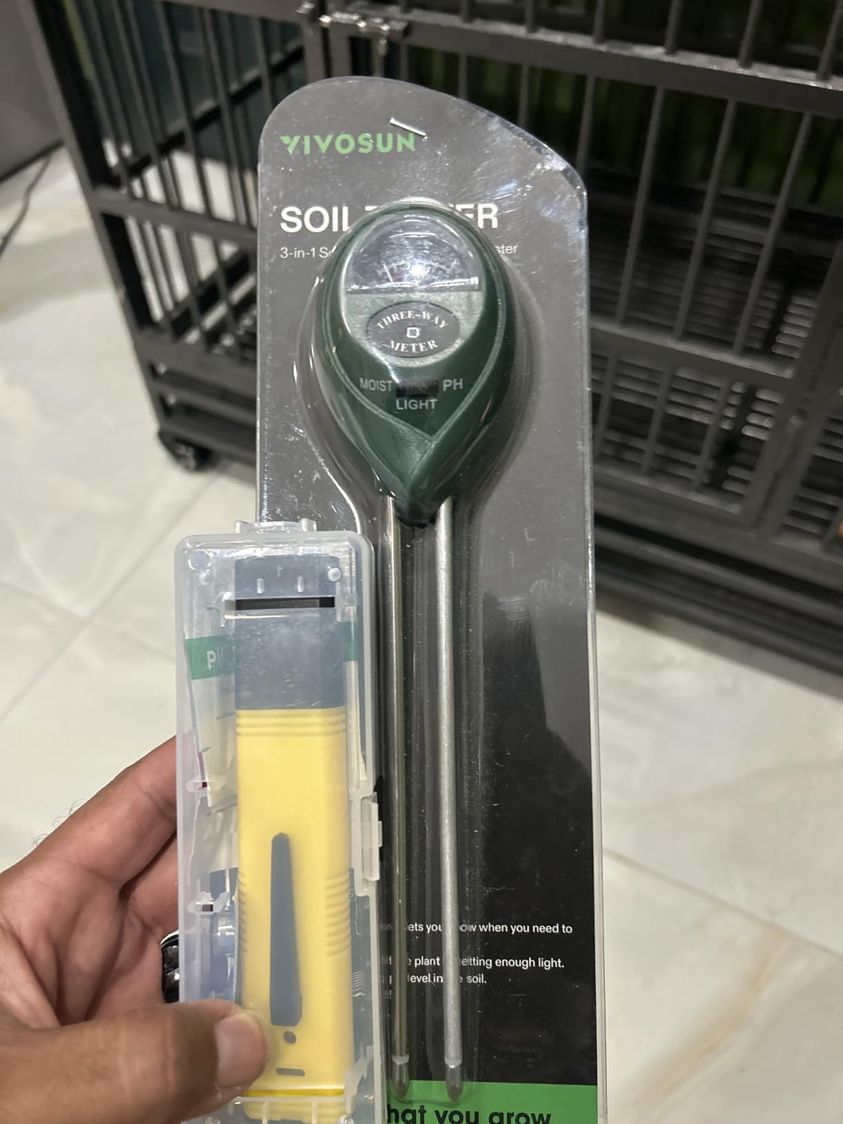 VIVOSUN Digital pH Meter, 3-in-1 TDS/EC/Temperature Meter, 3-in-1 Soil Moisture/pH/Light Tester Combo for Home, Garden and Hydroponics, Yellow-Blue-Green customer photo 1