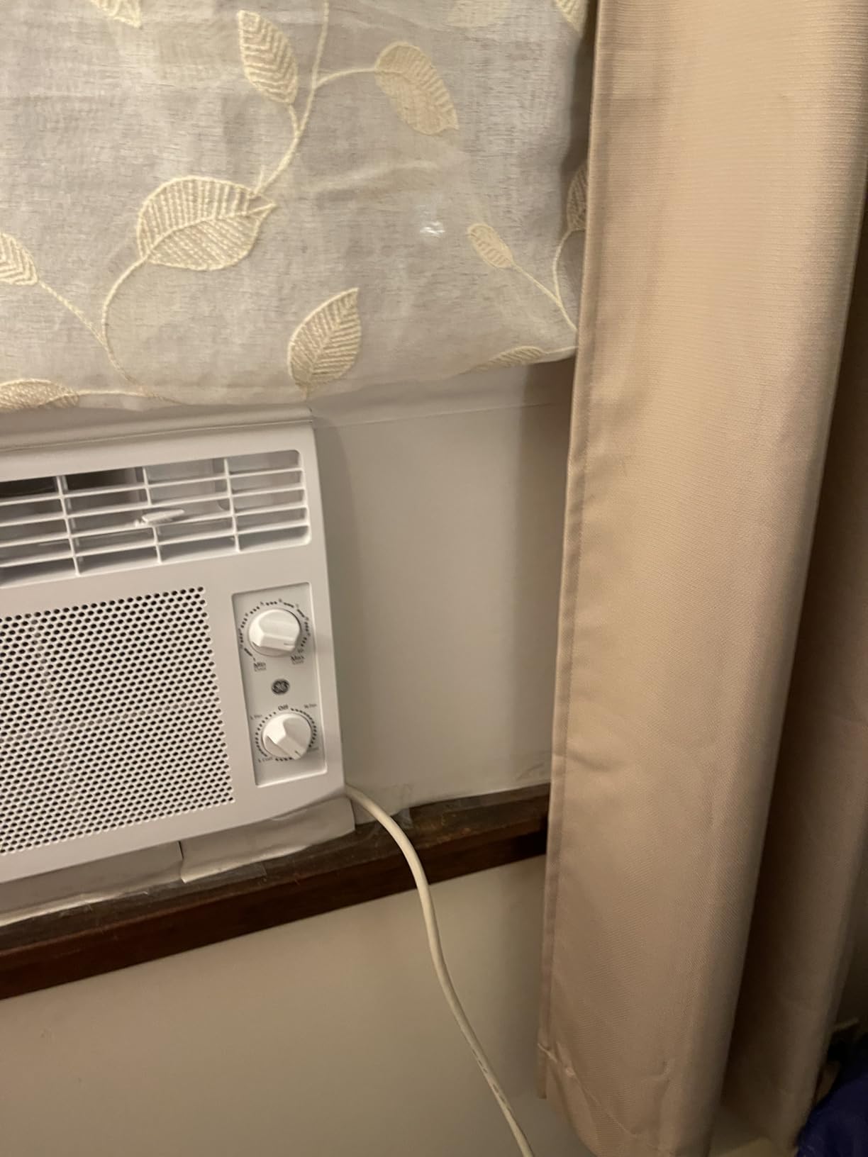 Breeze Stop Surround Insulation Side Panels White for Window AC Unit Indoor Air Conditioner Cover for Winter and Summer customer photo 1