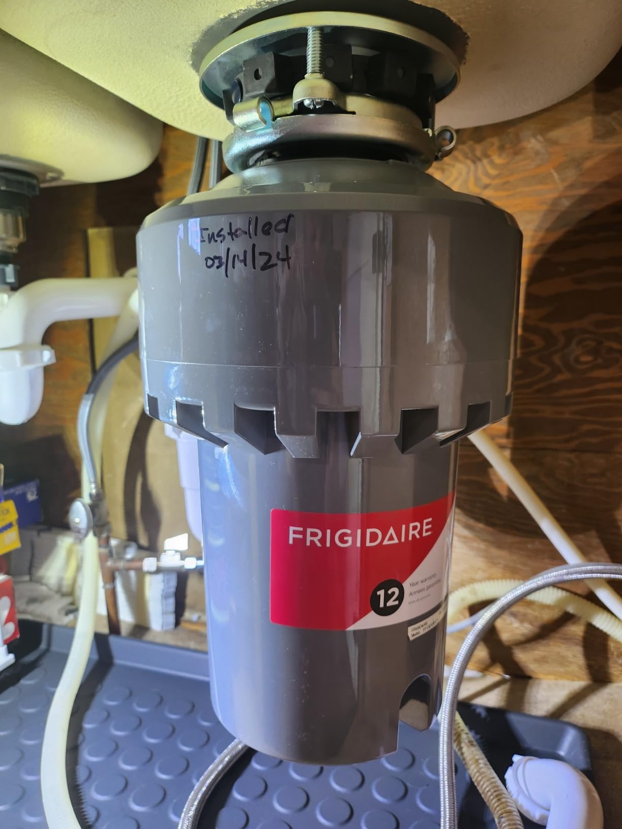 Frigidaire FF13DISPC1 1.25 HP Corded Garbage Disposal for Kitchen Sinks customer photo 1