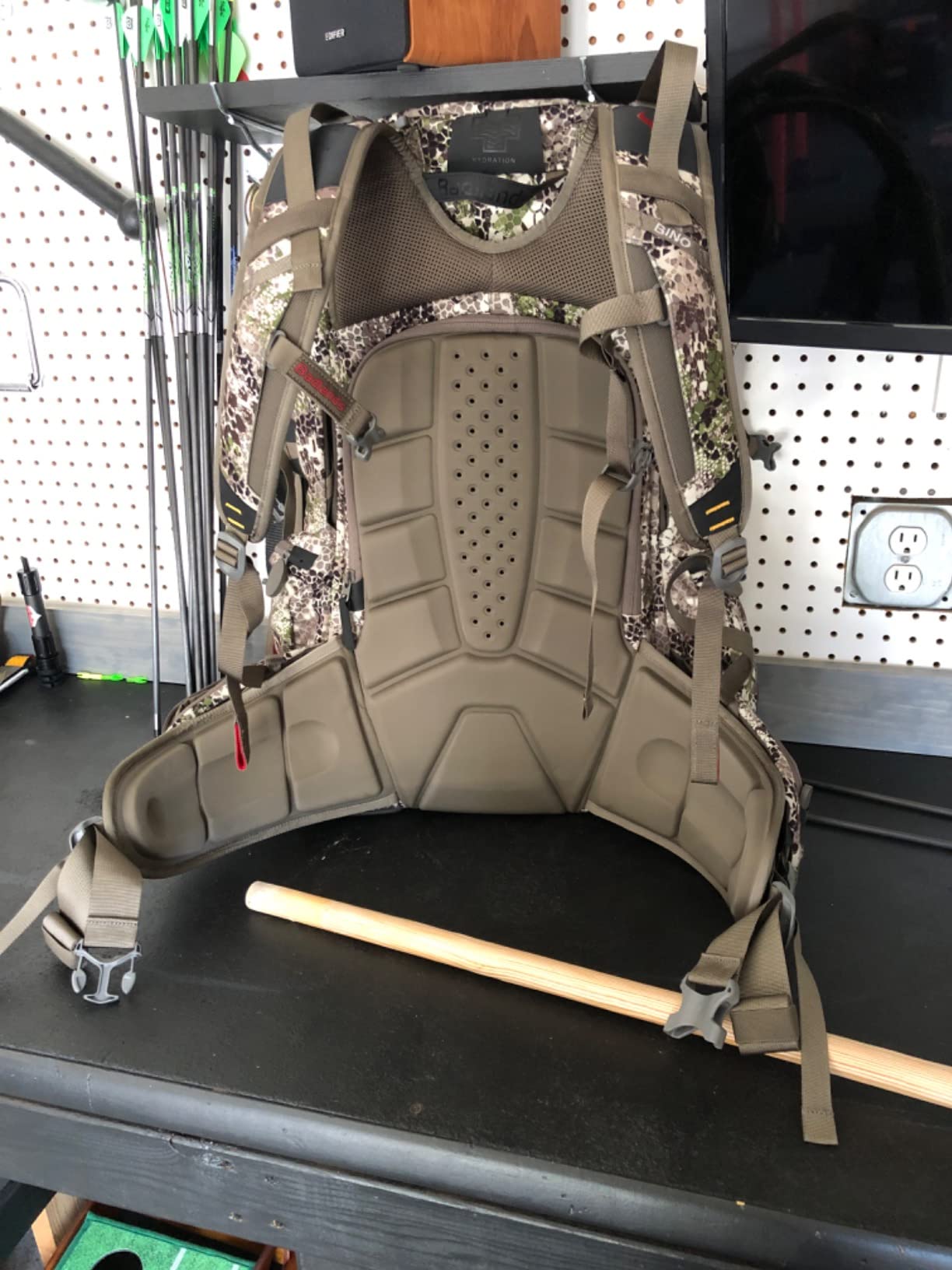 Badlands 2200 - Hunting Pack w/Built-In Meat Hauler customer photo 2