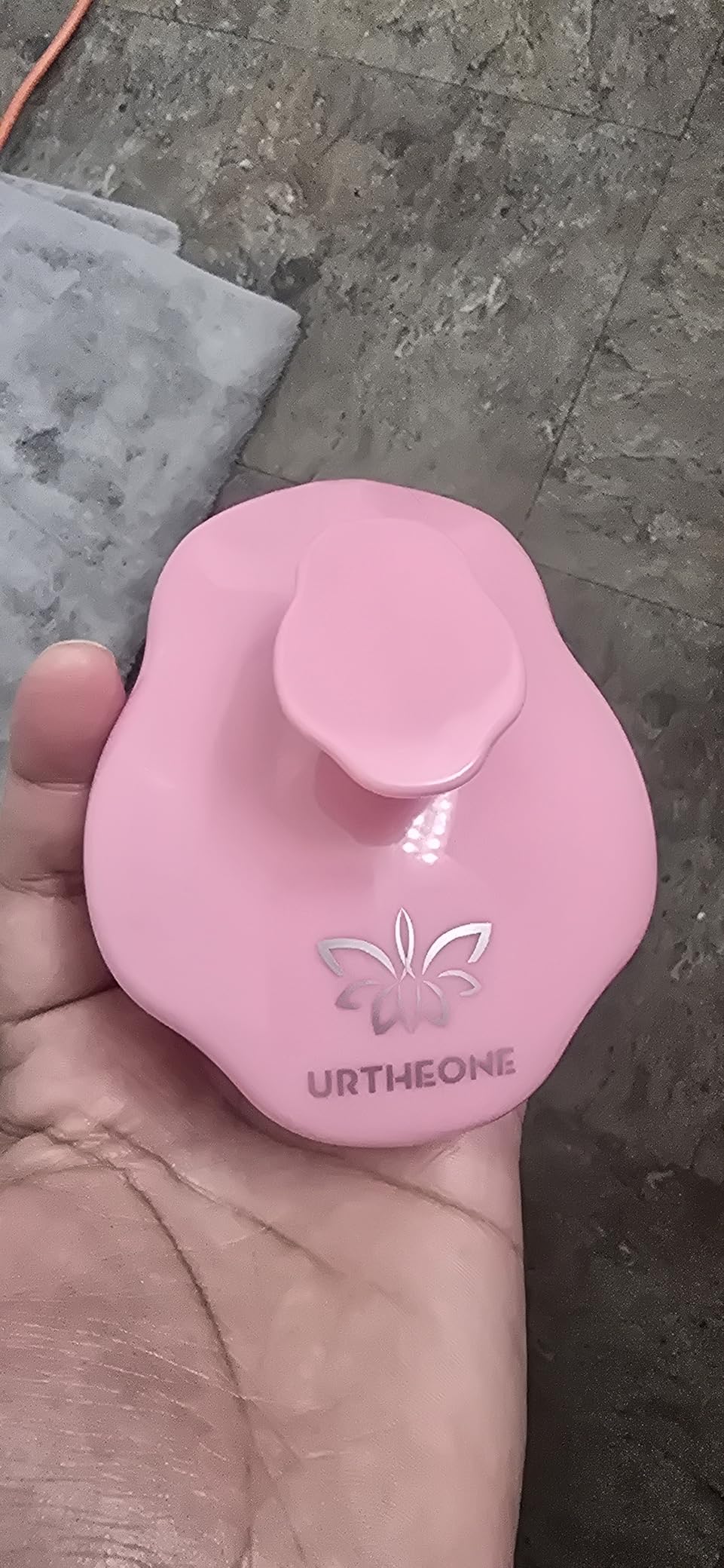 URTHEONE Soft Silicone Hair Scalp Massager Shampoo Brush for Wet Dry Oily Curly Straight Thick Thin Rough Long Short Natural Men Women Kids Pets Hair Care Tools（Pink customer photo 1