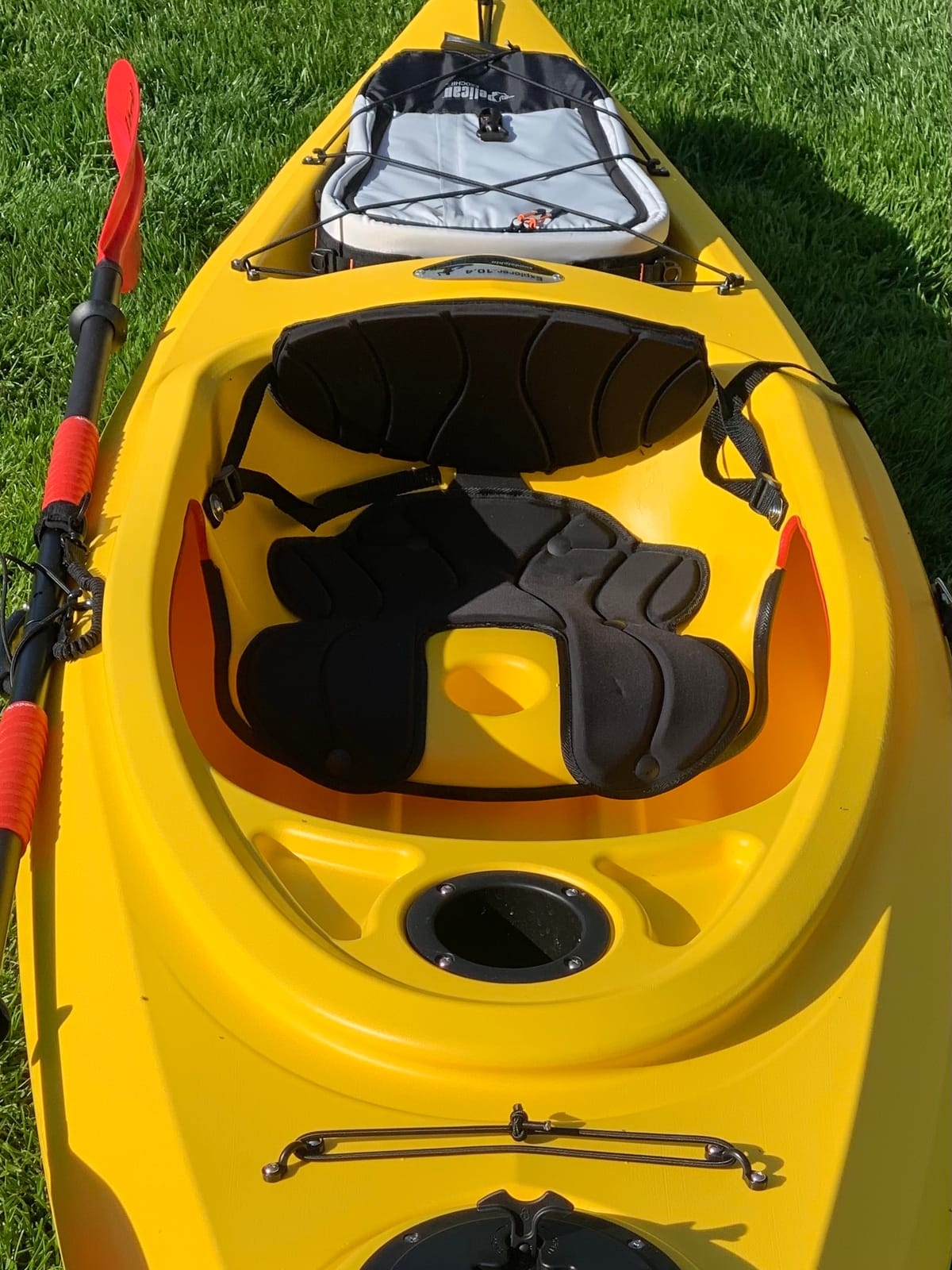 Pelican ExoChill - Soft Cooler Bag - Fit in Most Tank Wells - Removable Shoulder Strap and Handles On Each Side - More Storage Compartement - Black/Grey customer photo 2