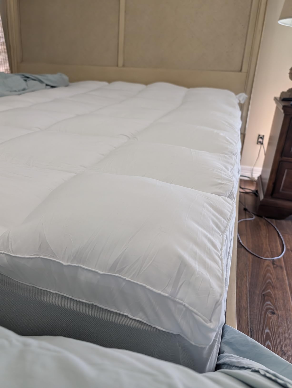 ELEMUSE King Mattress Topper, Extra Thick Pillow Top Mattress Pad Cover customer photo 1