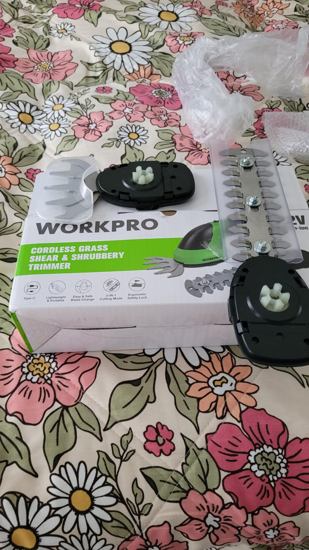 WORKPRO 7.2V Cordless Grass Shear & Shrubbery Trimmer customer photo 2