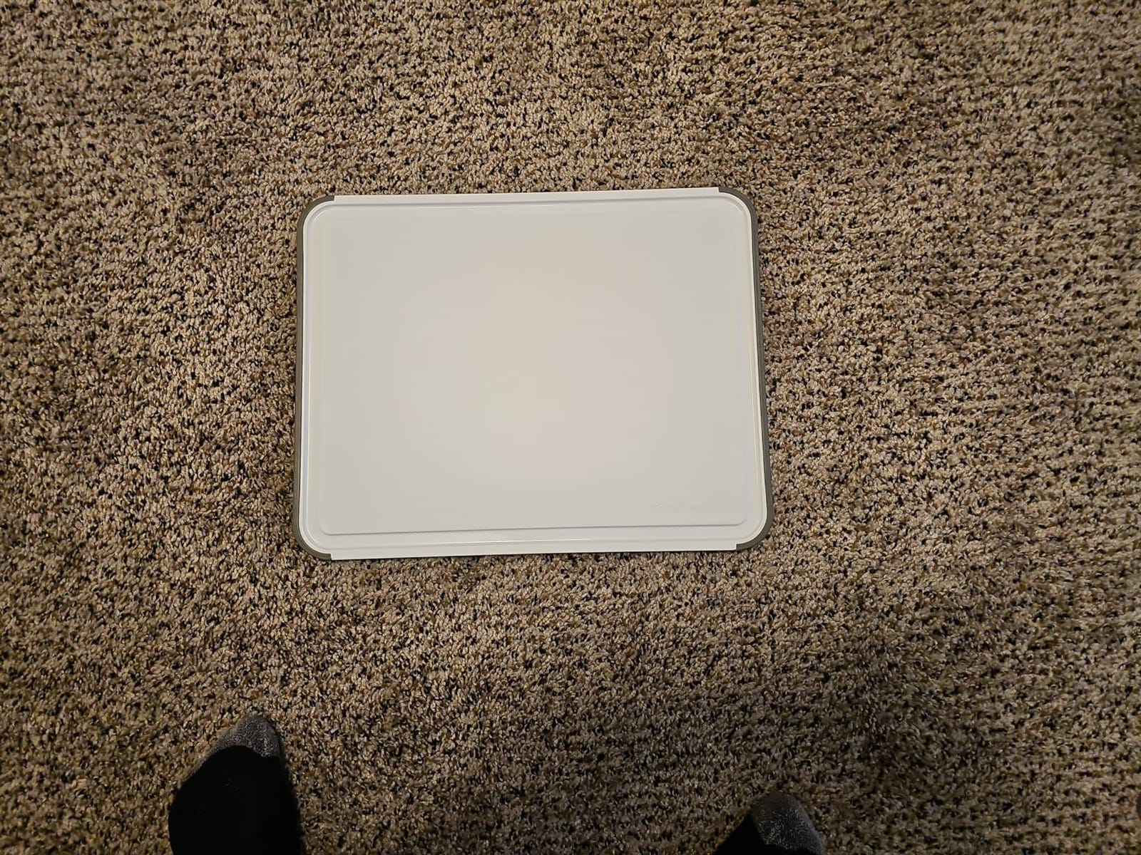 KitchenAid Classic Cutting Board with Perimeter Trench and Non Slip Edges, Dishwasher Safe, 11 inch x 14 inch, White and Gray customer photo 1