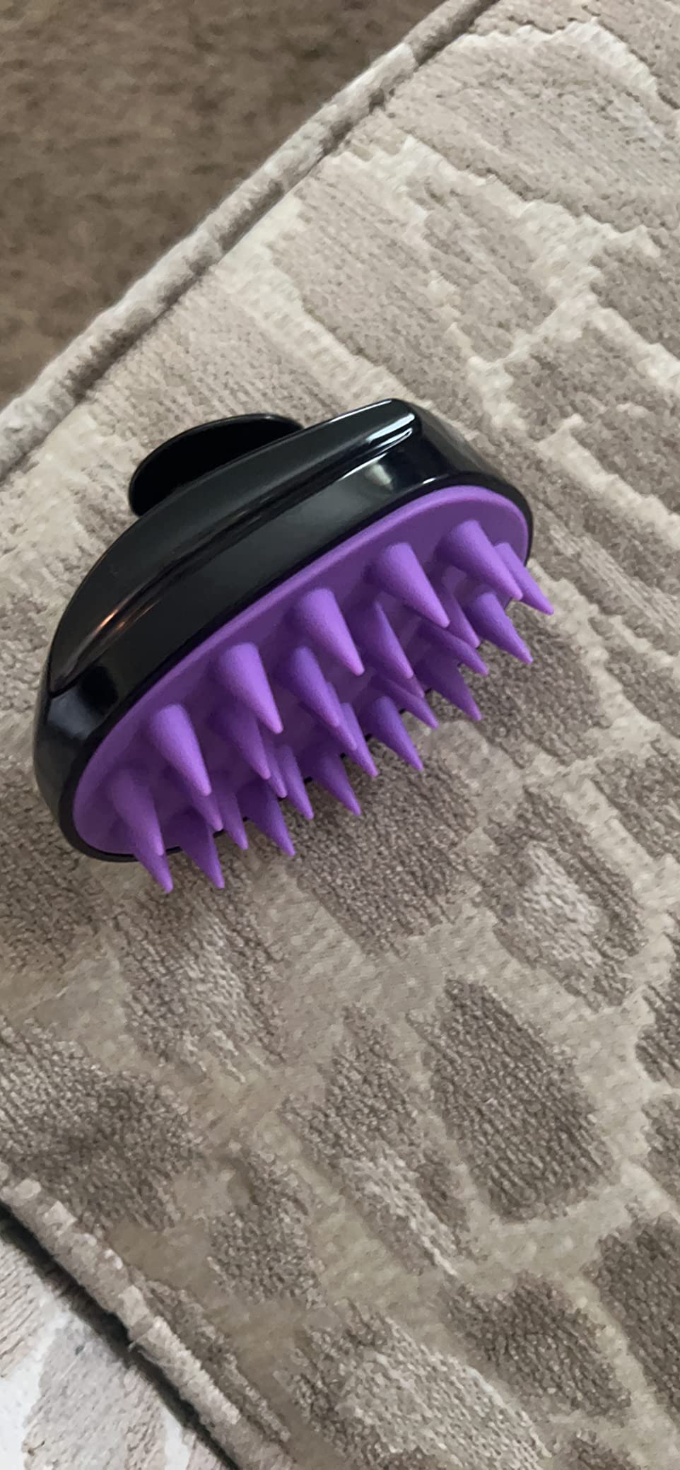 Sosoon Scalp Massager Shampoo Brush, Hair Scalp Scrubber Shower Hair Brush Head Massager for Stress Relax Hair Growth, Dandruff Brush Scalp Exfoliator for Women Men Kids Pets, Black customer photo 1