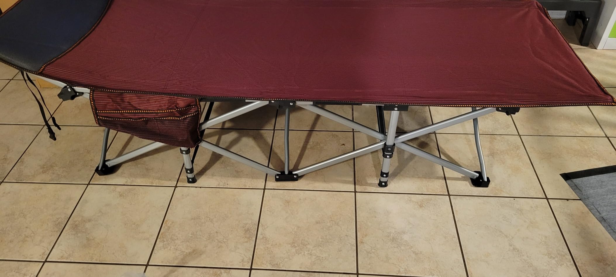 Slsy Folding Camping Cot for Adults with Mat & Carry Bag, 28in Wide, 880LBS customer photo 1