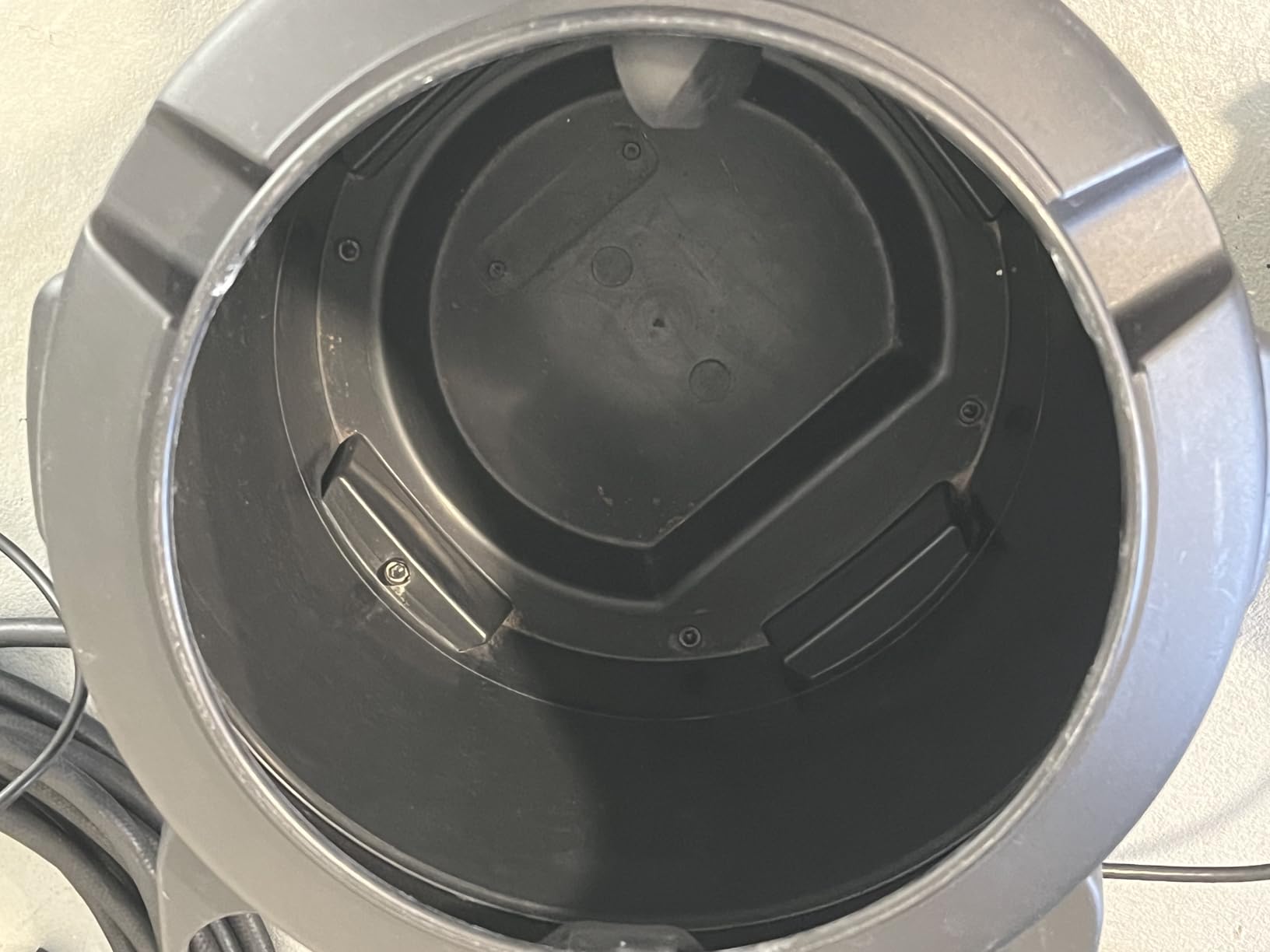 DEWALT 6 Gallon Dust Separator for Wet/Dry Shop Vacuums,DXVCS002 customer photo 1