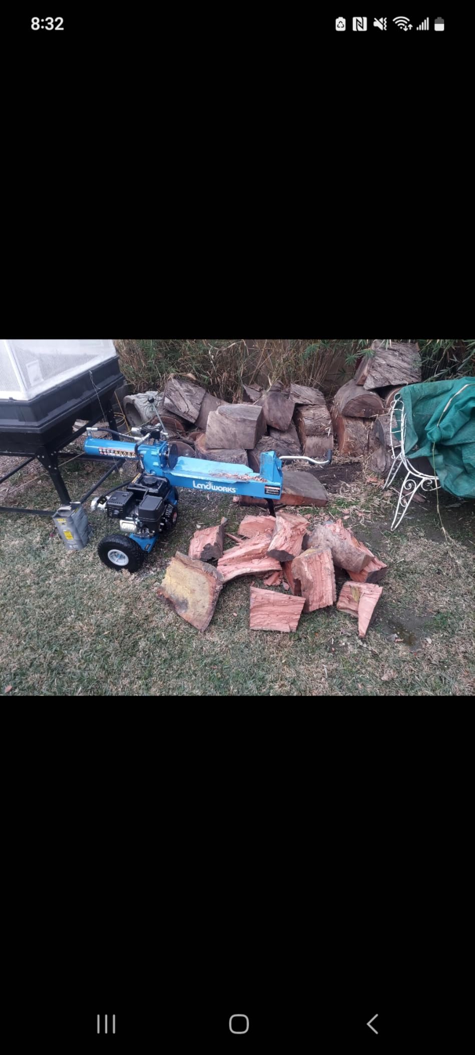 Landworks Portable 20-Ton Gas Log Splitter, 7 HP, Rapid Auto Return customer photo 2