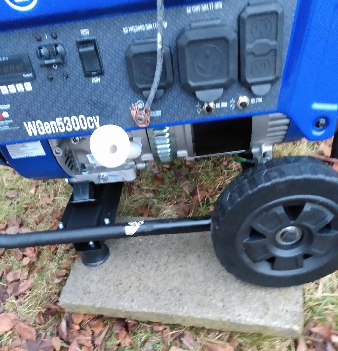 Westinghouse 6600 Peak Watt Home Backup Portable Generator, Transfer Switch Ready 30A Outlet, RV Ready 30A Outlet, Gas Powered, CO Sensor customer photo 2