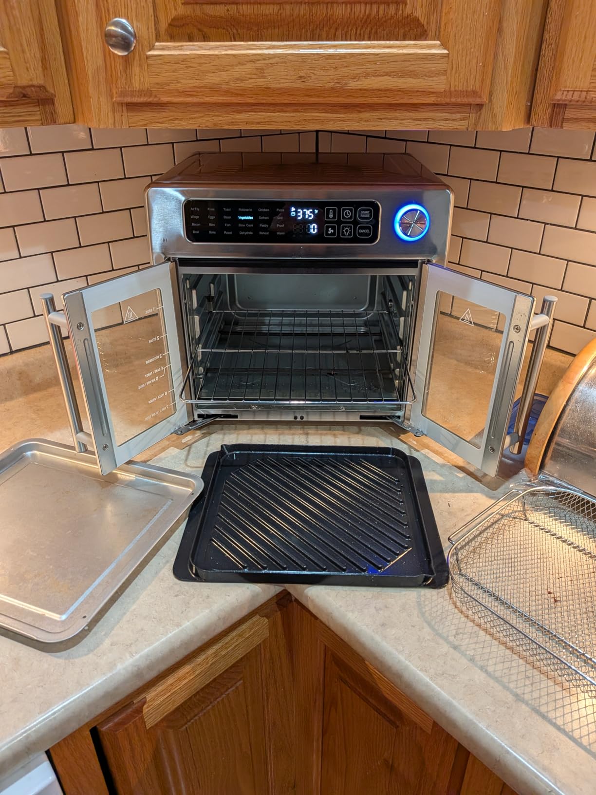 Emeril Lagasse 26QT French Door Multi-Function Air Fryer Toaster Oven customer photo 2