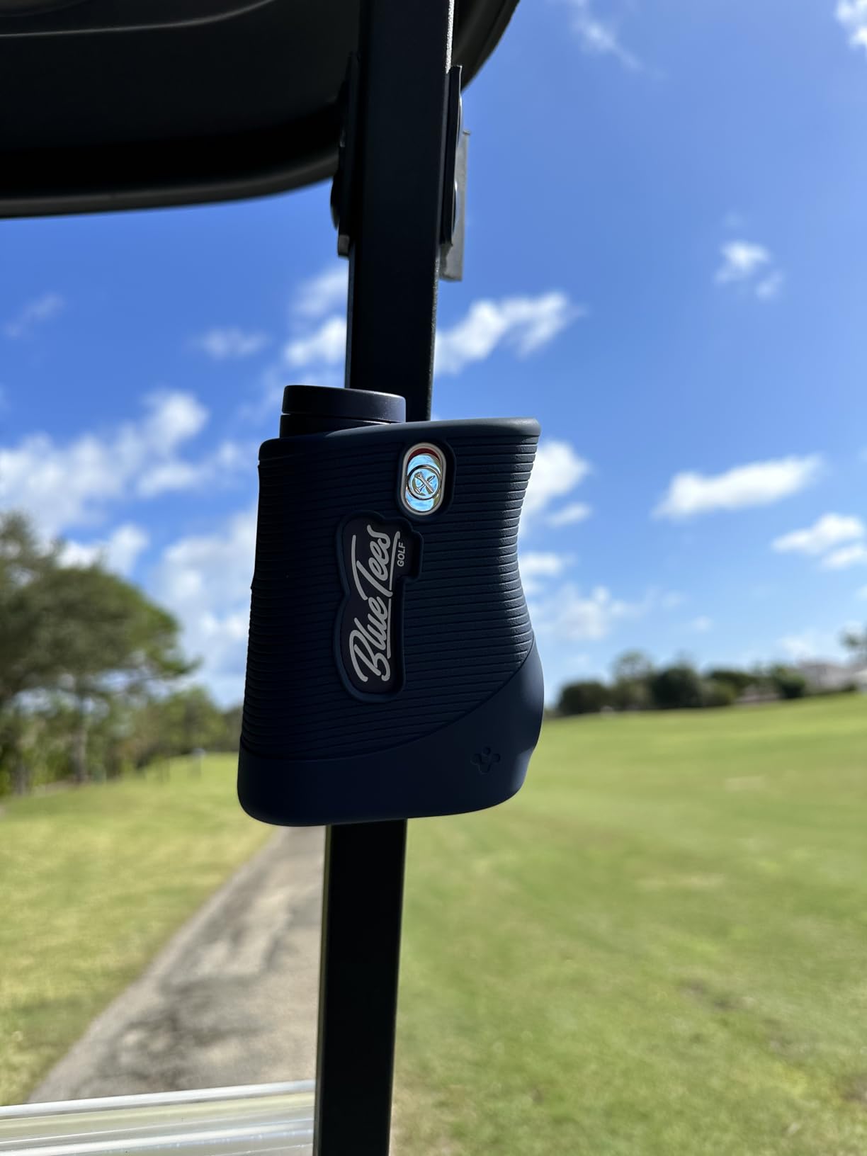 Blue Tees Golf Series 3 Max+ Golf Rangefinder with Slope Switch, 1000 Yards Range Finder, 6X Magnification, Slope Measurement, Magnetic Strip, Flag Pole Locking with Pulse Vibration customer photo 2