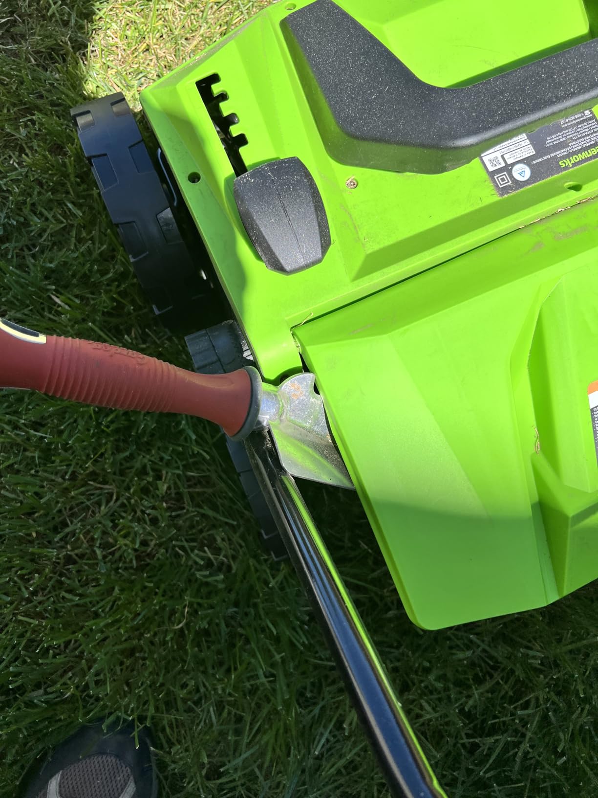 Greenworks 13 Amp 14-Inch Corded Dethatcher / Scarifier, 2-in-1 Electric Lawn Rake with 3-Position Depth Adjustment & Push-Button Start, Lawn Care Tool for Healthy Yard Maintenance customer photo 1