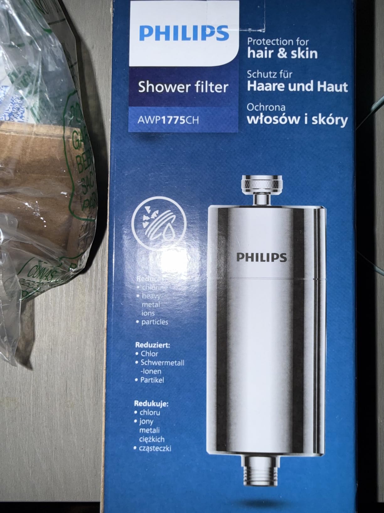 PHILIPS Shower Filter, Reduces Chlorine & Heavy Metals, AWP1775CH/37 customer photo 1