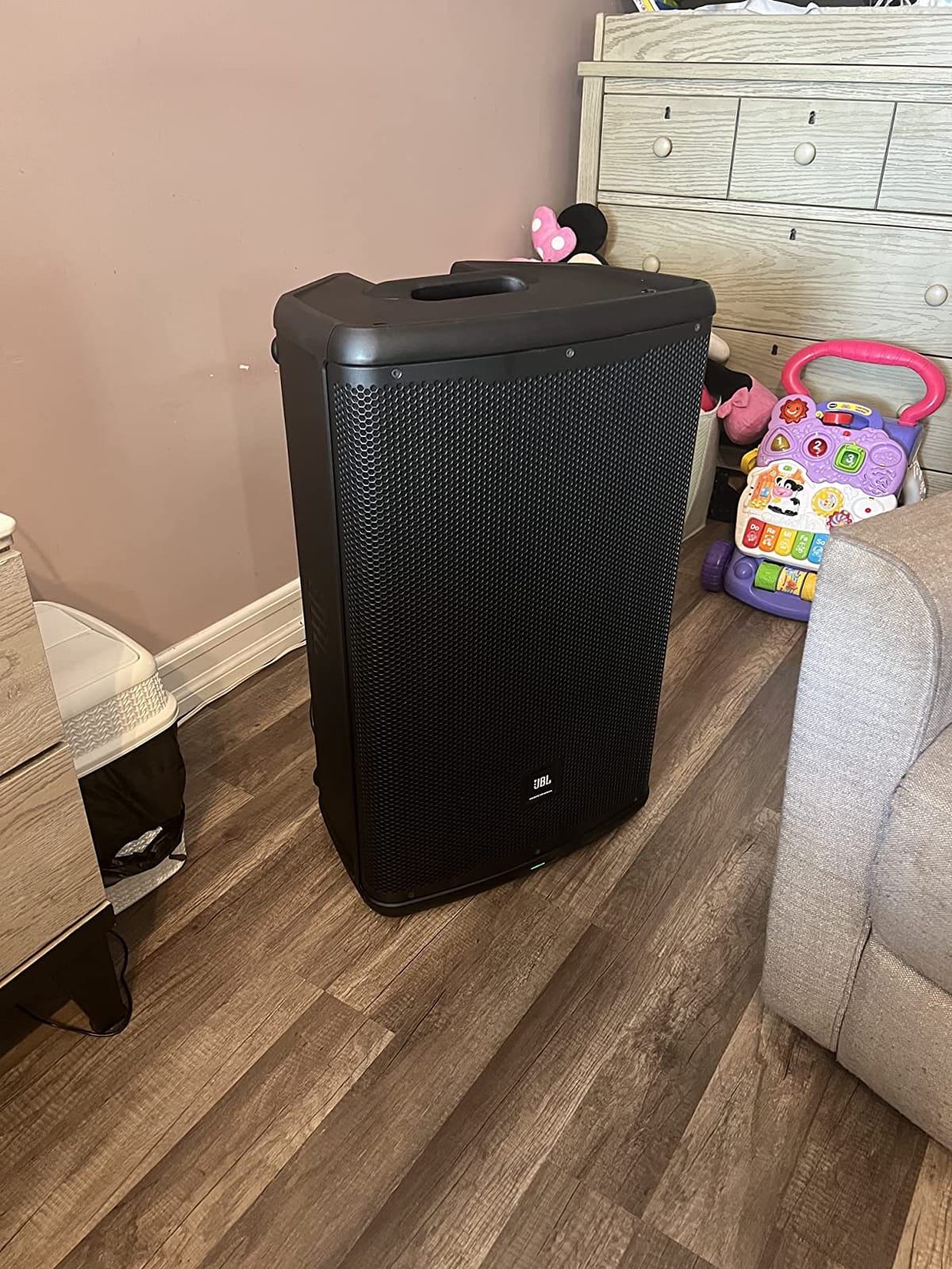 JBL Professional EON712 Powered PA Speaker, 12 inch, 1300 Watt, Black customer photo 2