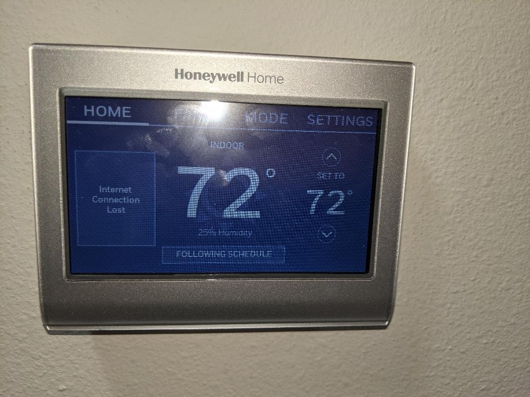 Honeywell Home RTH9600WF Smart Color Thermostat ENERGY STAR Wi-Fi Programmable Touchscreen Alexa Ready - C-Wire Required customer photo 1