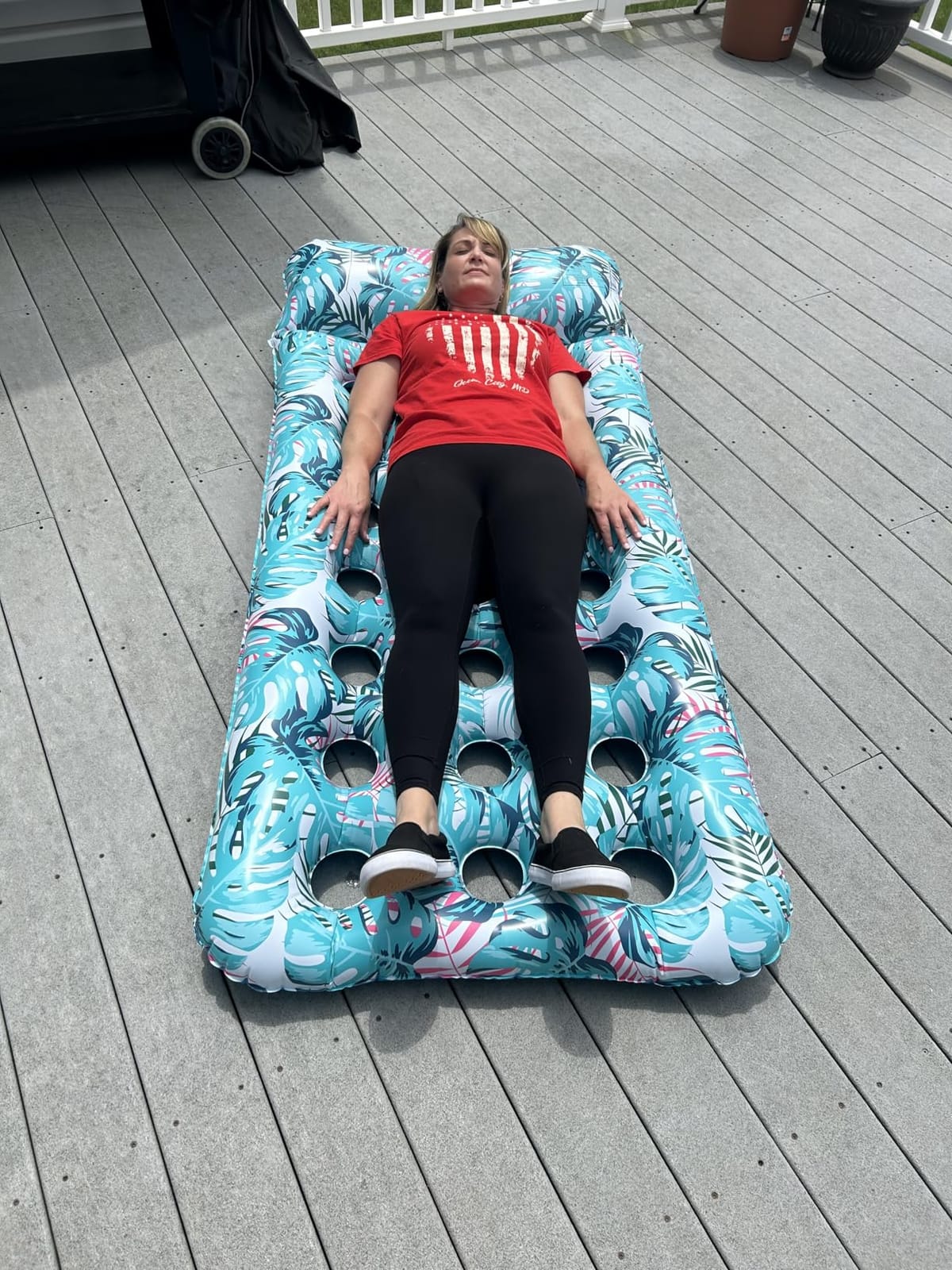 Stonful 2 Pack Inflatable Pool Floats, Cooling Pool Rafts for Adults customer photo 2
