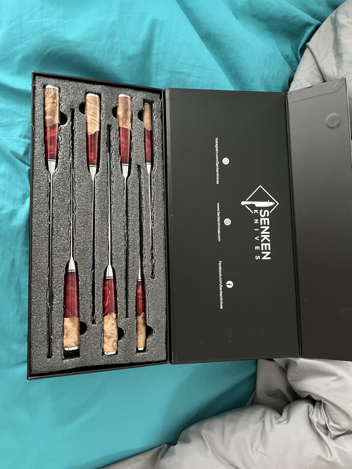 SENKEN 7-Piece Damascus Kitchen Knife Set - Tsunami Collection - 67-Layer Japanese VG10 Steel - Chef's Knife, Cleaver, Santoku, Bread, Boning, & More customer photo 1