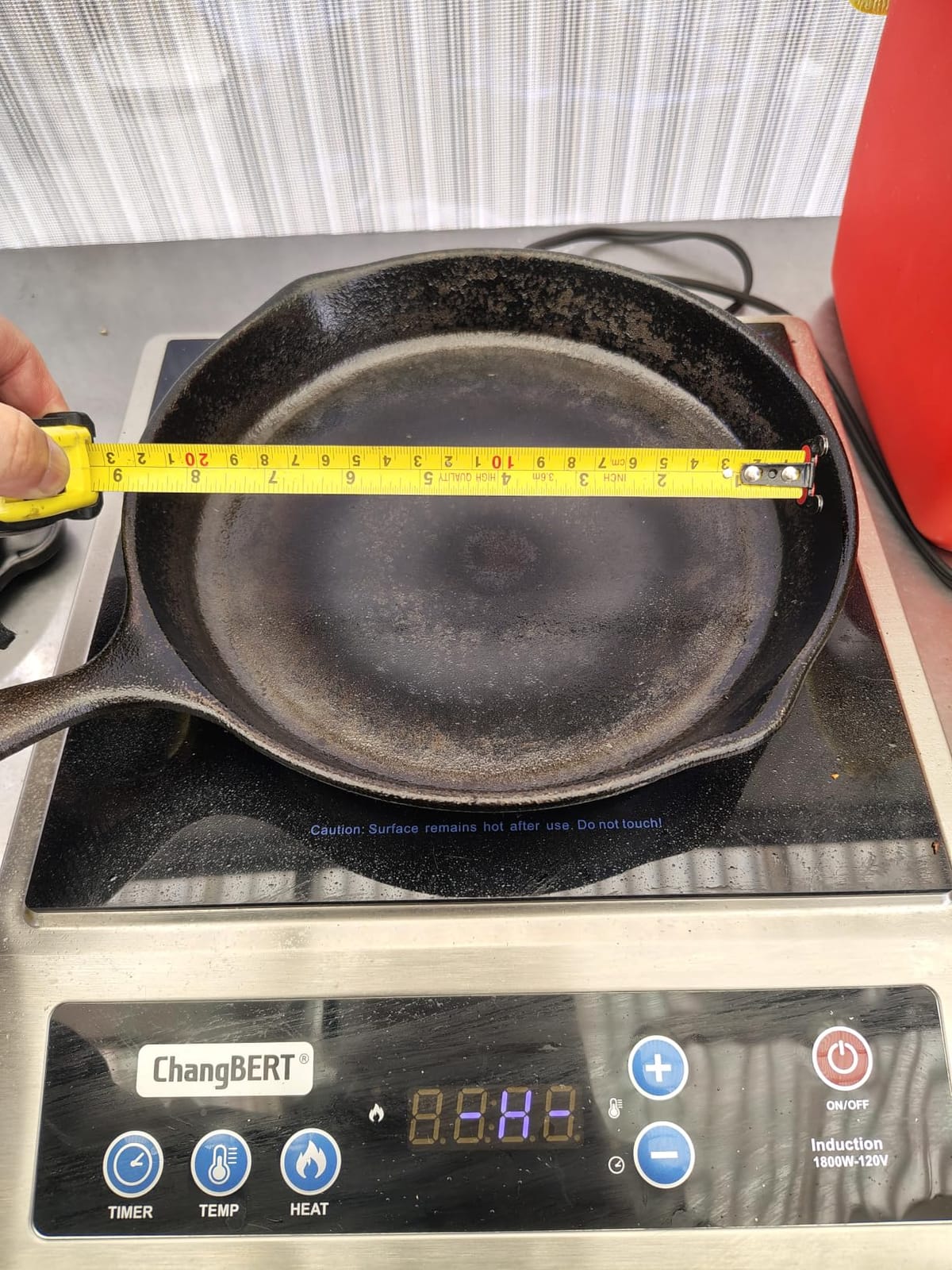 ChangBERT Induction Cooktop, Commercial Grade Portable Cooker, Large 8” Heating Coil, Premium Stainless Steel Countertop Burner with NSF Certified, 10 Hours Timer Powerful 1800W Professional Hot Plate customer photo 1