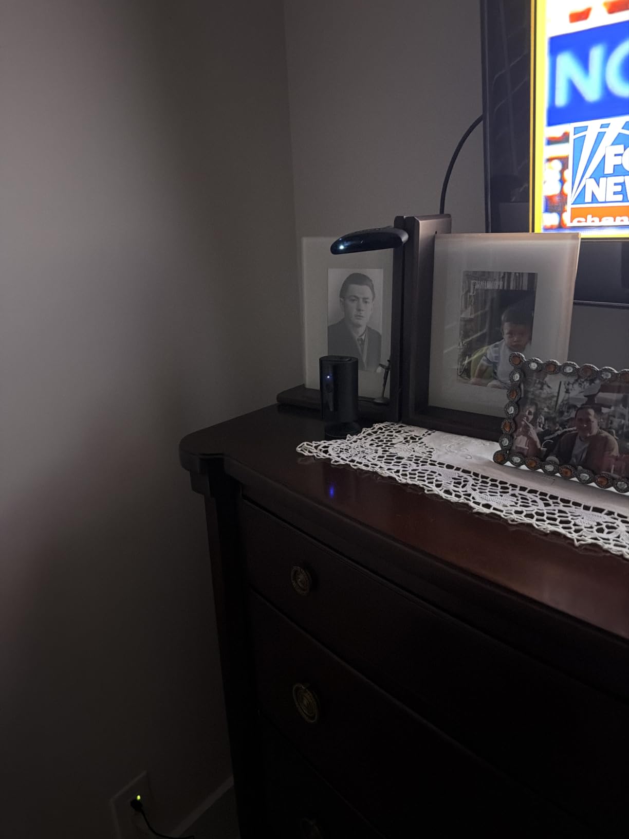 Ring Indoor Cam (newest model) — Home or business security in 1080p HD video, White customer photo 1