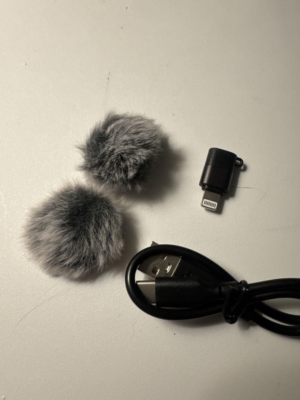 2-Pack Wireless Mini Lavalier Lapel Microphone for iPhone, Android(2 in 1) customer photo 2