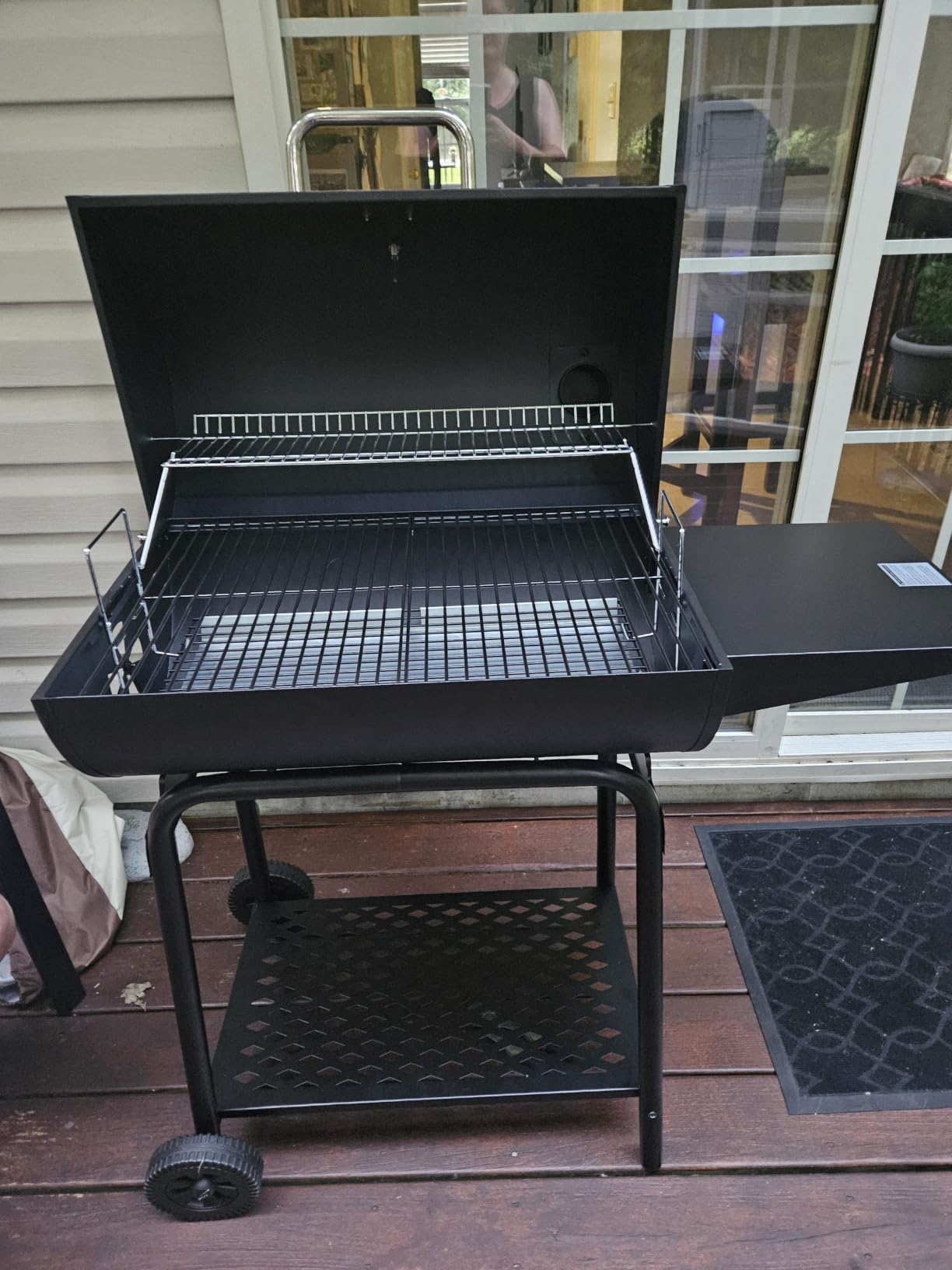 Royal Gourmet CC1830 28 Inch Barrel Charcoal Grill with Warming Rack customer photo 1