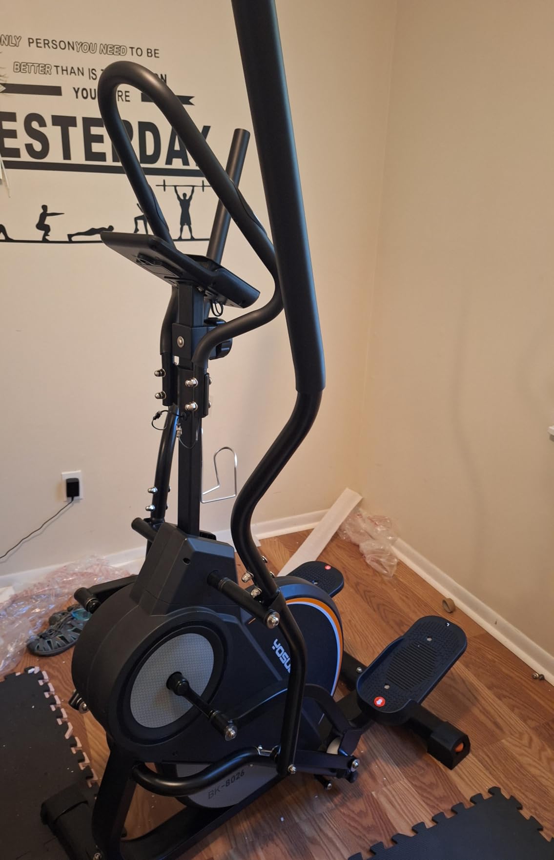 YOSUDA Elliptical Exercise Machine, Compact Elliptical with 12°/45° Incline customer photo 2