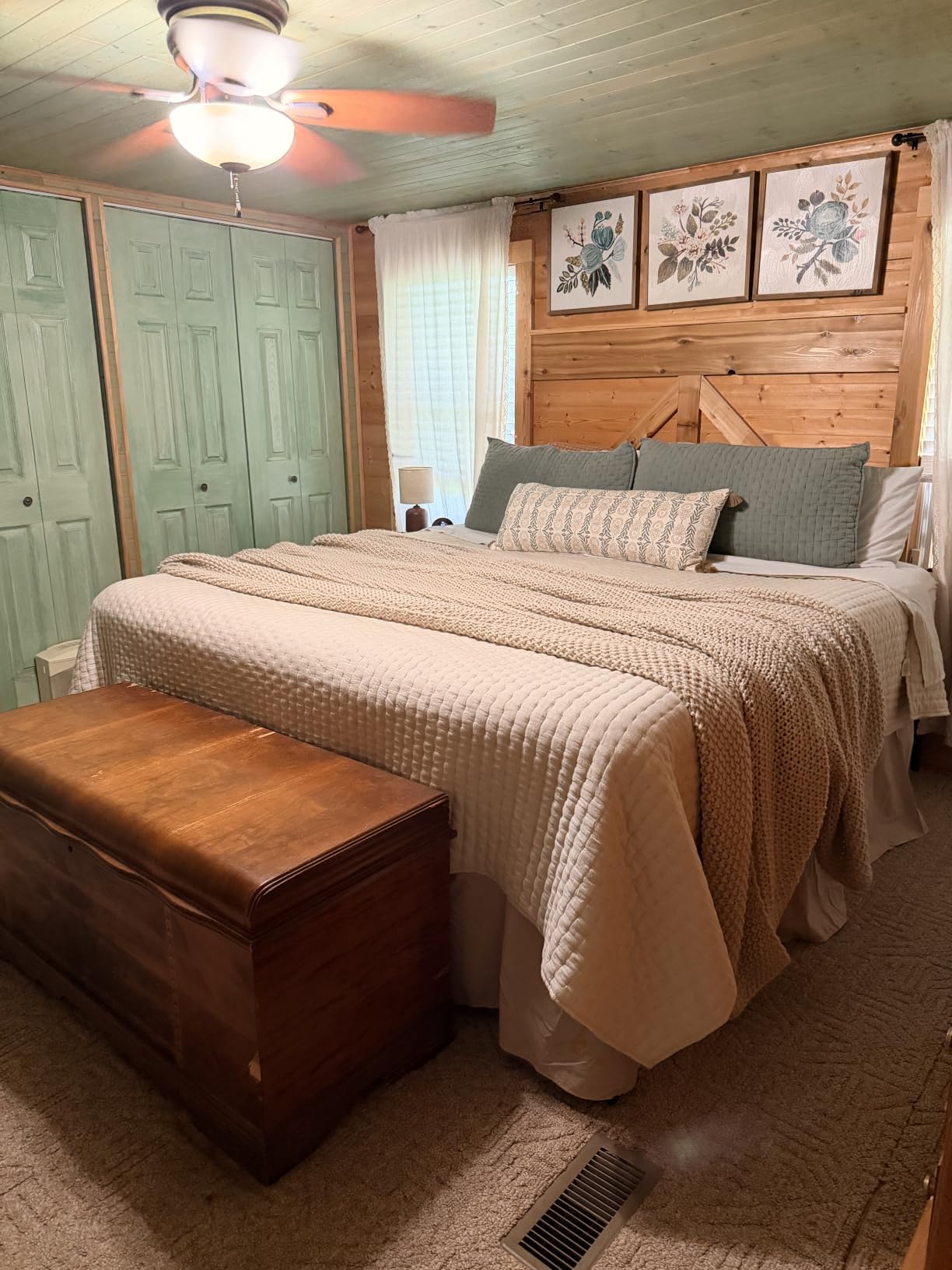 NEW JETO Metal Bed Frame,Queen Size Bed Frame with Storage Space,14 Inch customer photo 1