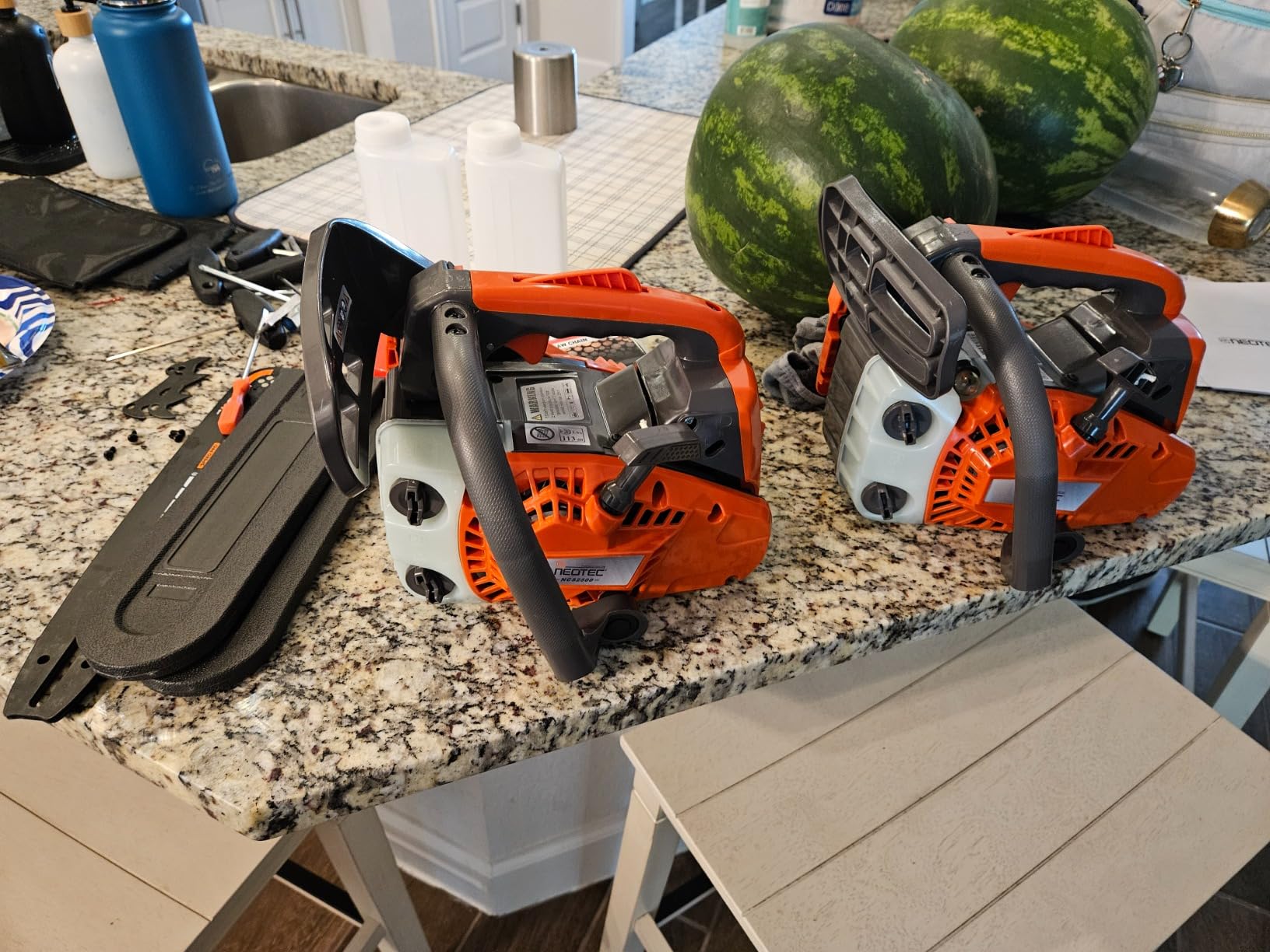NEO-TEC 12 Inch Top Handle Gas Chainsaw 25.4cc 2-Stroke Portable Small Gas Powered Chain Saws Motosierra De Gasolina for Tree-climbing Tree Pruning Wood Cutting Firewood Preparation Yard Maintenance customer photo 2