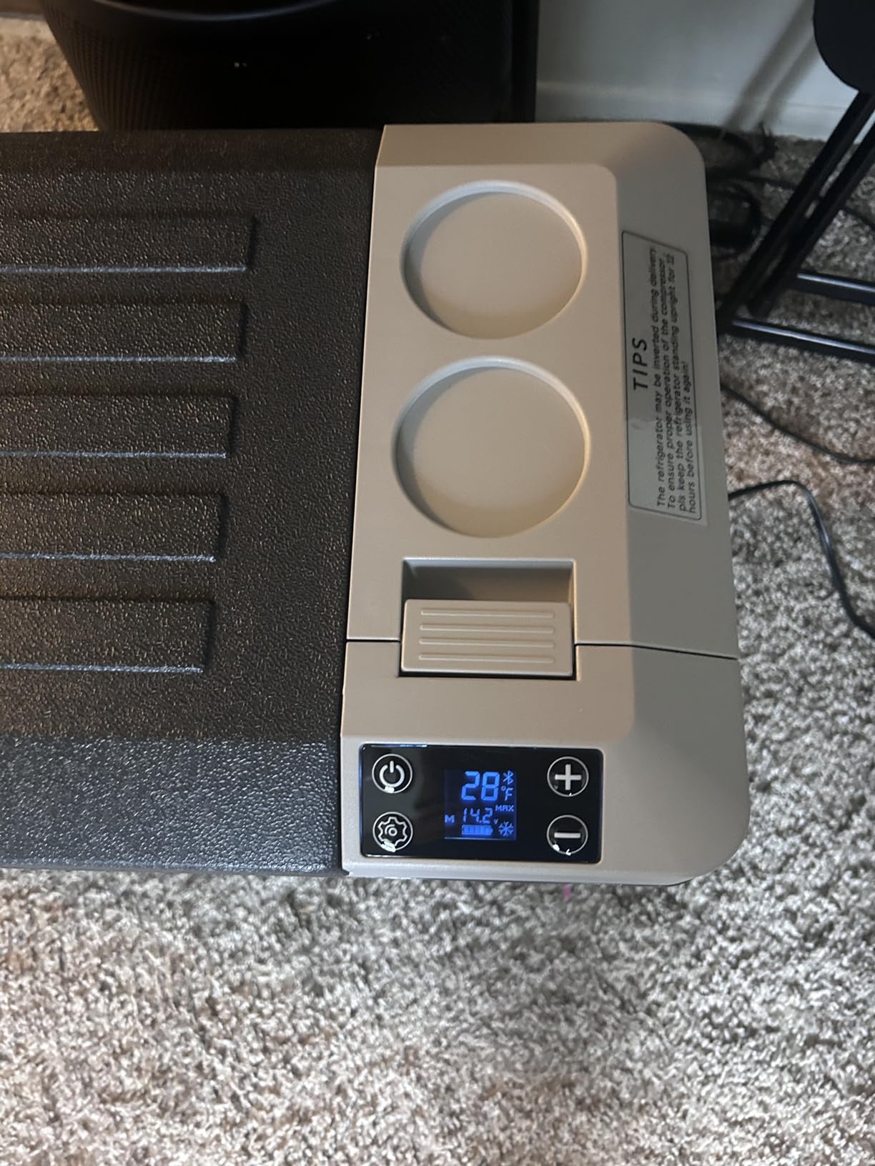 EUHOMY 32QT 12 Volt Refrigerator, Electric Cooler, Usable Battery, -4℉~68℉ customer photo 2