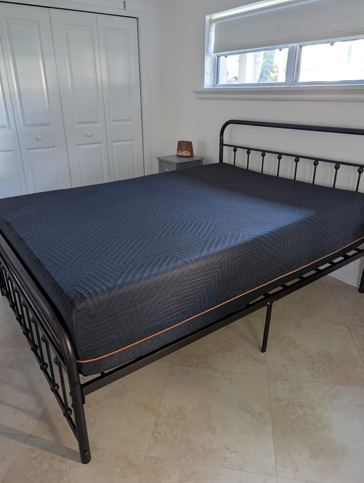EGOHOME Queen 14 inch Memory Foam Mattress for Back Pain Relief Medium Firm customer photo 2
