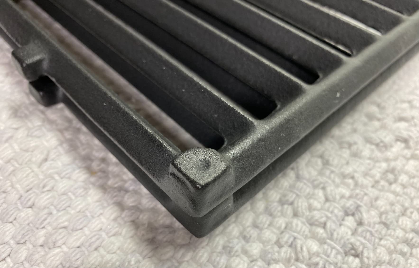 Leship 15 inch Grates for Weber 7522 Spirit E/S 200 E/S210 Spirit 500 Genesis Silver A, Cast Iron Cooking Grid for 7523 7521 65904 65905 (15 x 11 1/4) 2PCS customer photo 2