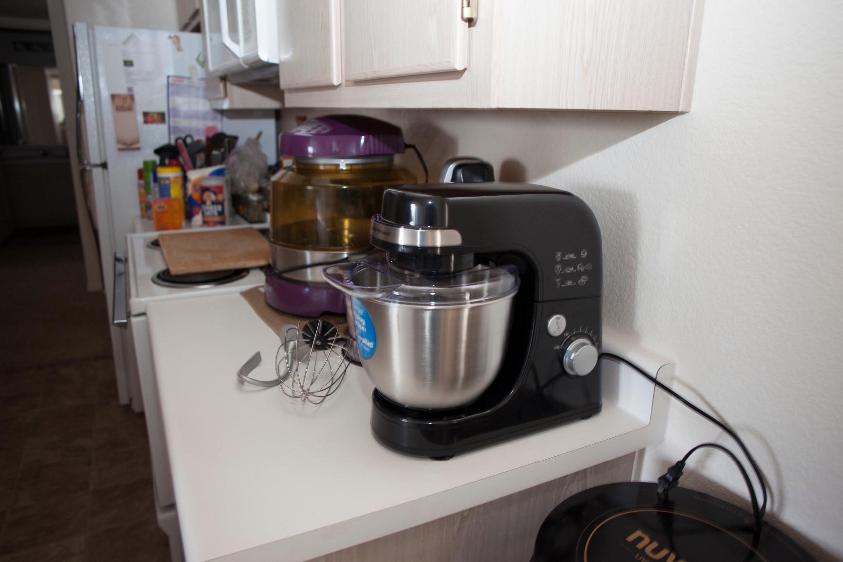 Hamilton Beach 4 Quart Electric Stand Mixer With 7 Speeds customer photo 1