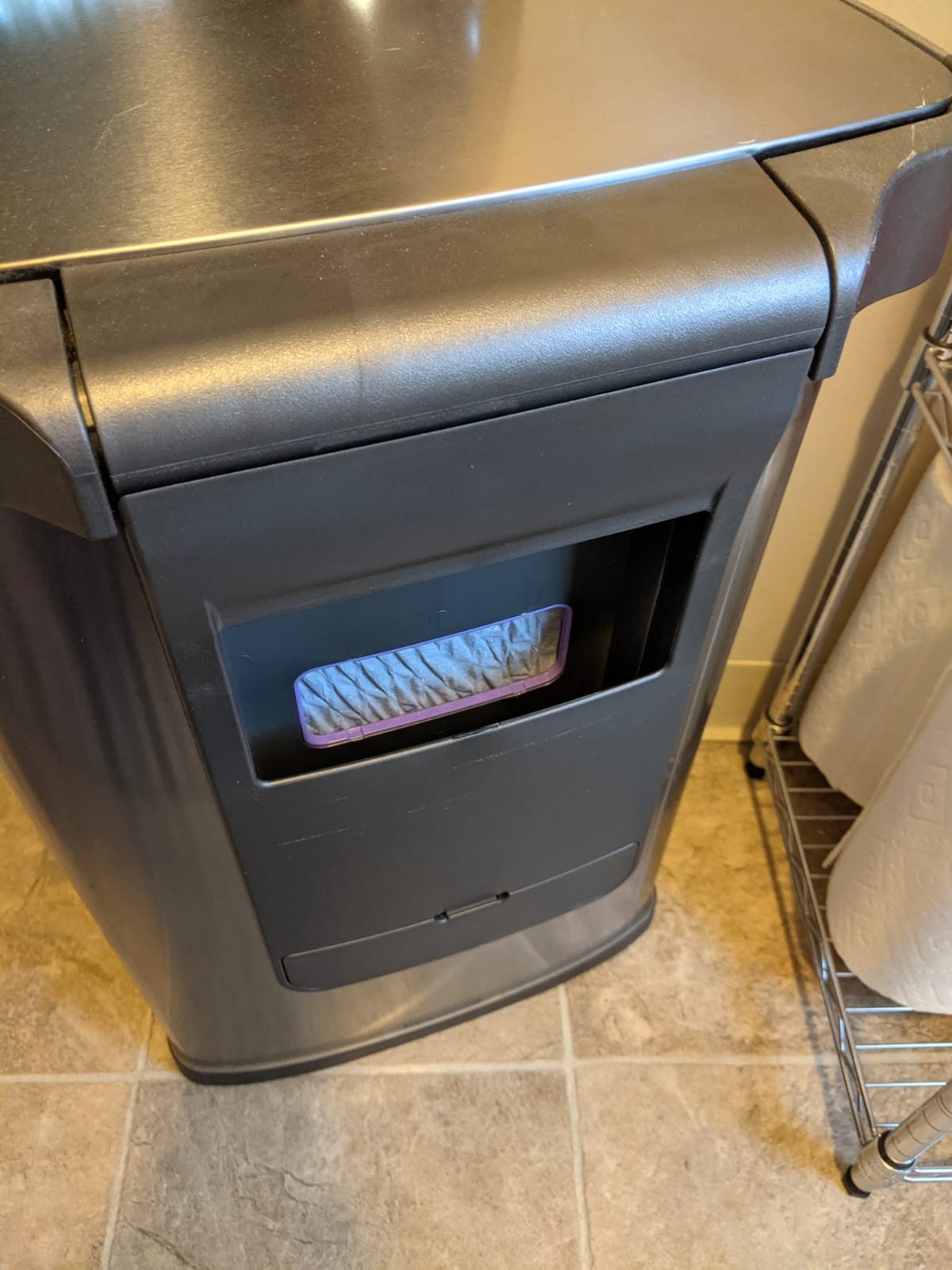 simplehuman Semi-Round Sensor Can, 45L / 12 Gallon Touch-Free Kitchen Trash Can, Adaptive Motion Sensor, Liner Rim, Liner Pocket®, ADA-Compliant, Matte Black Steel customer photo 1