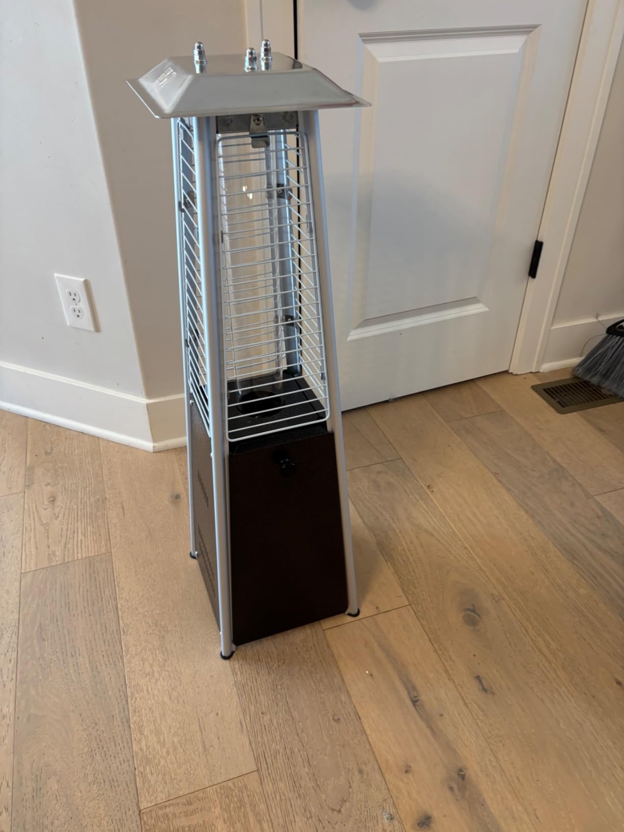 Giantex Pyramid Patio Heater, 9500 BTU Tabletop Portable Propane Heater w/Glass Tube, Simple Ignition System, Dancing Flame, CSA Certification, 35