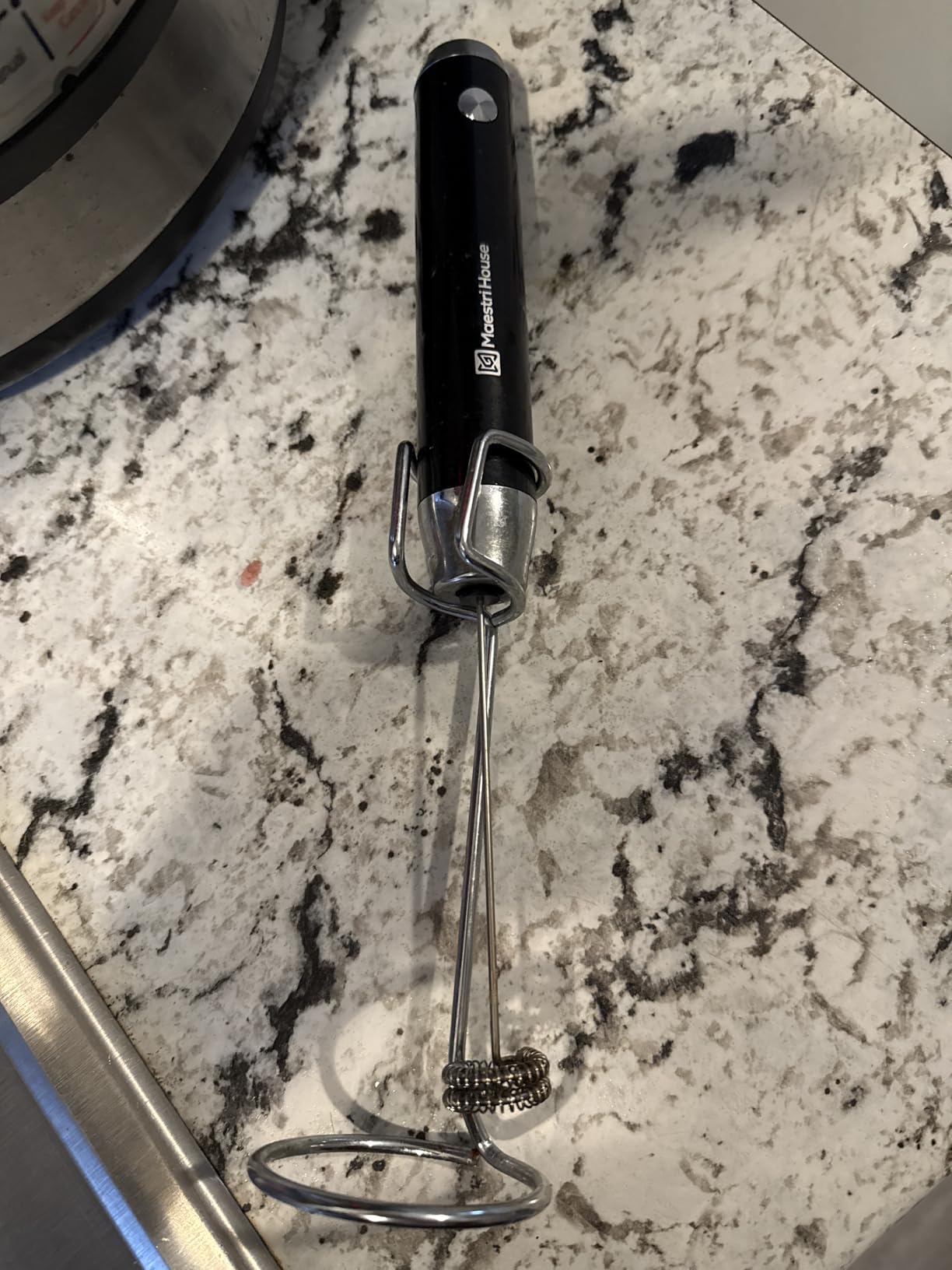 Maestri House LunaFro Rechargeable Milk Frother, Stand & 2 Detachable Whisk customer photo 2