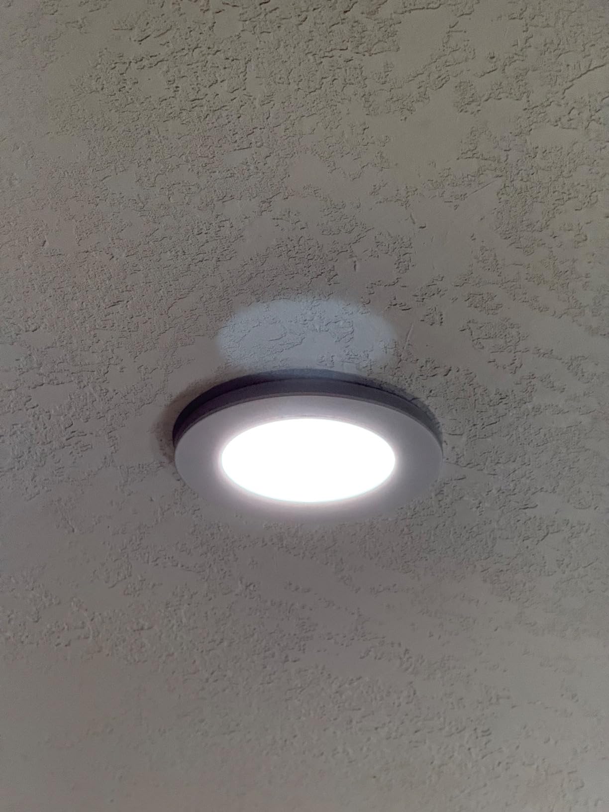 Meconard 6 Pack 6 Inch 5CCT LED Recessed Lighting with Night Light, White customer photo 1