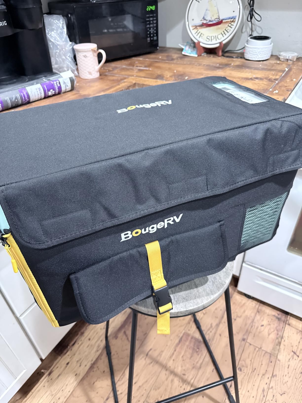 BougeRV 12v refrigerator 23 Quart, -8℉~50℉ Portable Freezer for Car, Black customer photo 1