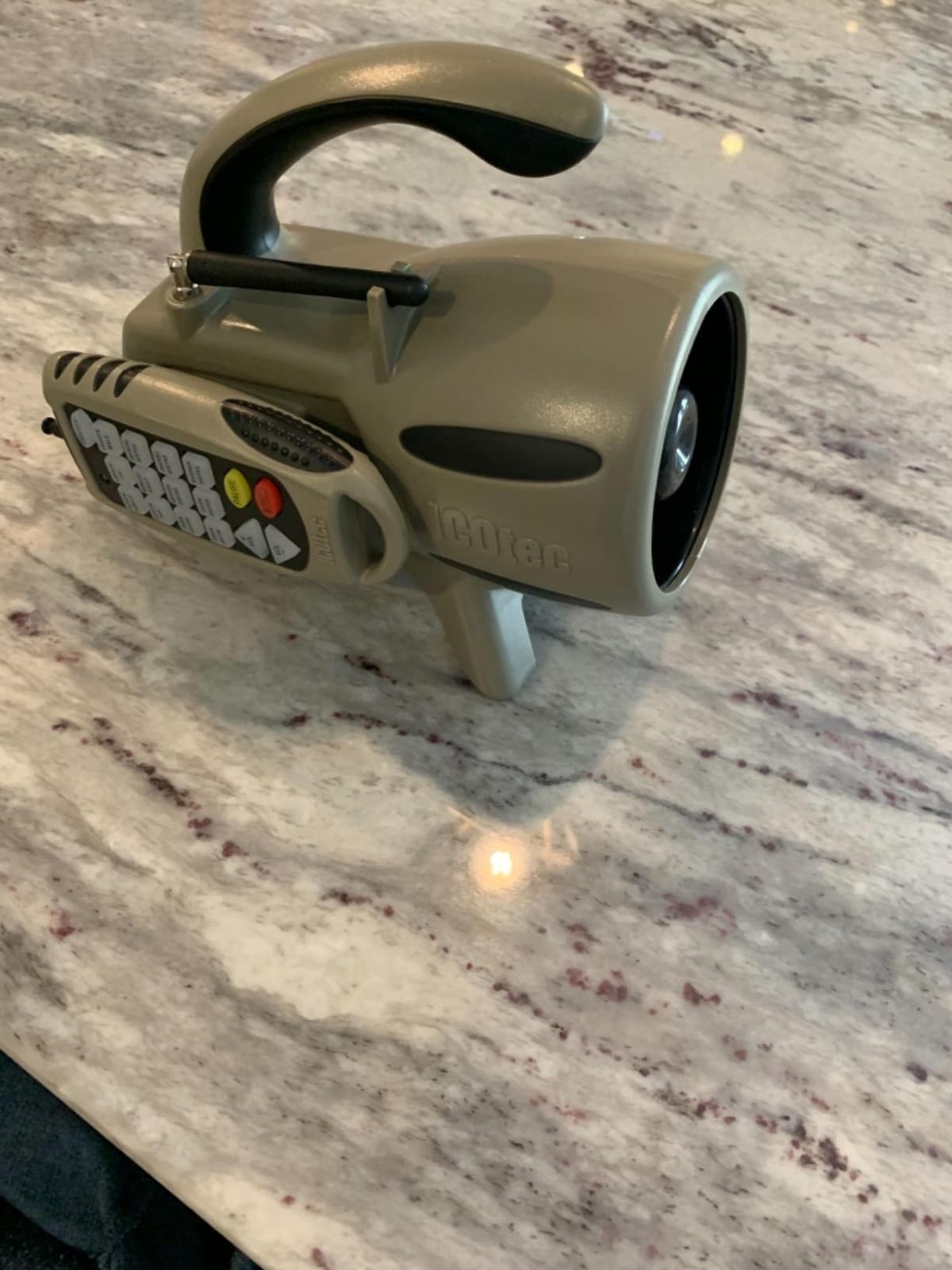Icotec 300+ Predator Call - Great for Coyote Hunting, Fox Hunting, and All Predator Hunting. 300-yard Remote Range. customer photo 1