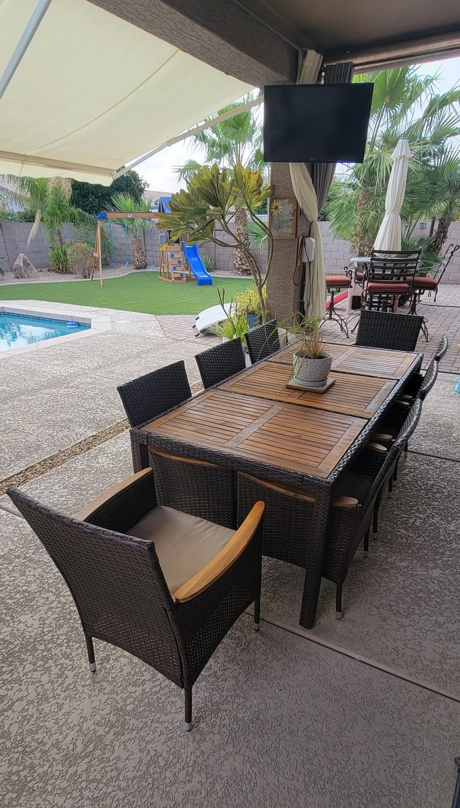 Flamaker Patio Dining Set for 8 Outdoor Acacia Wood Table and Chairs, Black customer photo 2