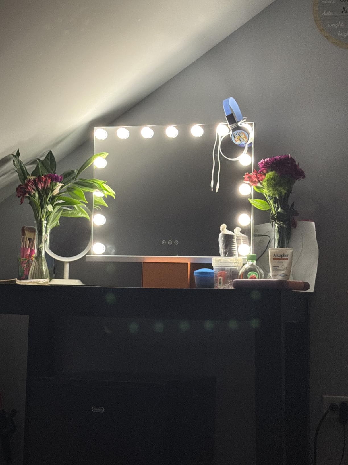 M MIVONDA Hollywood Vanity Vanity, Makeup Mirror with 18 Dimmable LED Bulbs customer photo 1